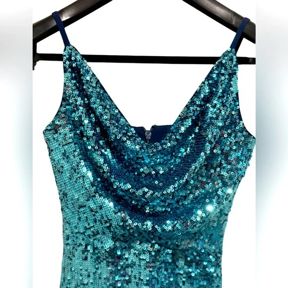 Dress The Population EUC Size XS Sequin Spaghetti Strap Teal Mini Dress (0563) - Picture 3 of 11